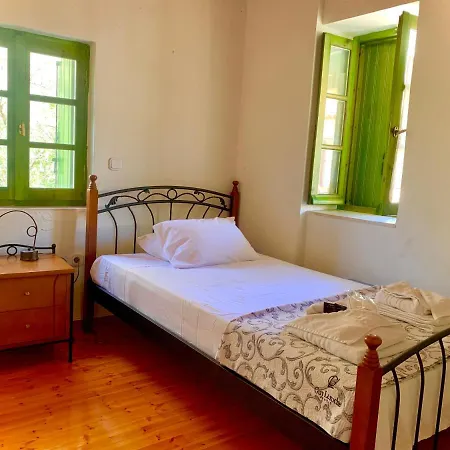 Petra Maisonettes Villa Karia (Lefkada)